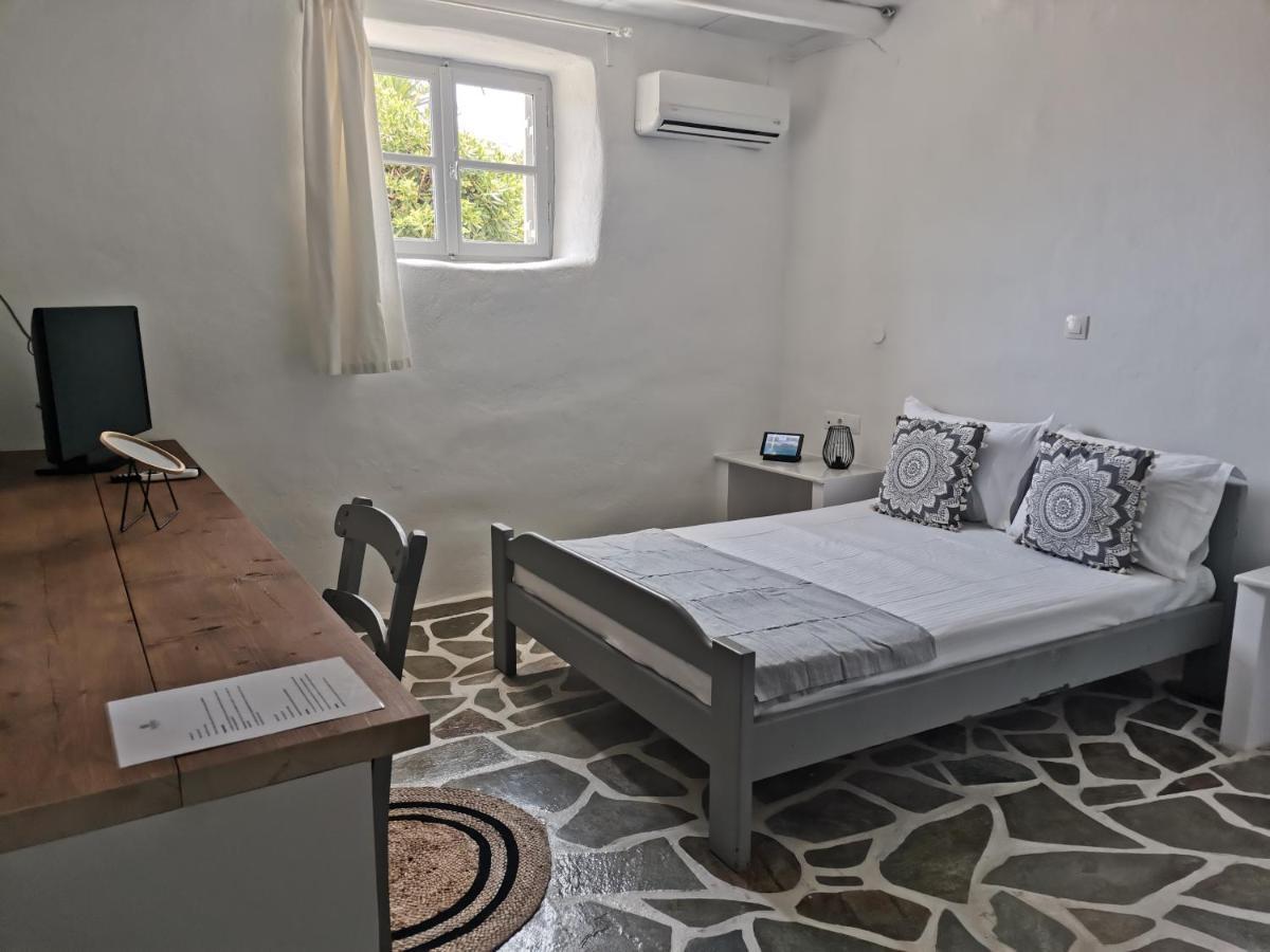 Agios Georgios  Soros Beach Antiparos المظهر الخارجي الصورة